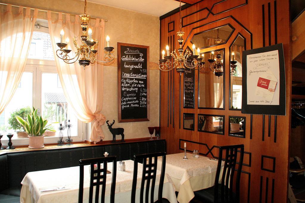 Отель Restaurant Orakel Oberstenfeld Экстерьер фото